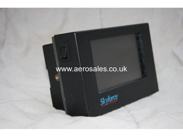 SKYFORCE SKYMAP GPS NAVIGATION SYSTEM SKYFORCE SKYMAP GPS NAVIGATION SYSTEM